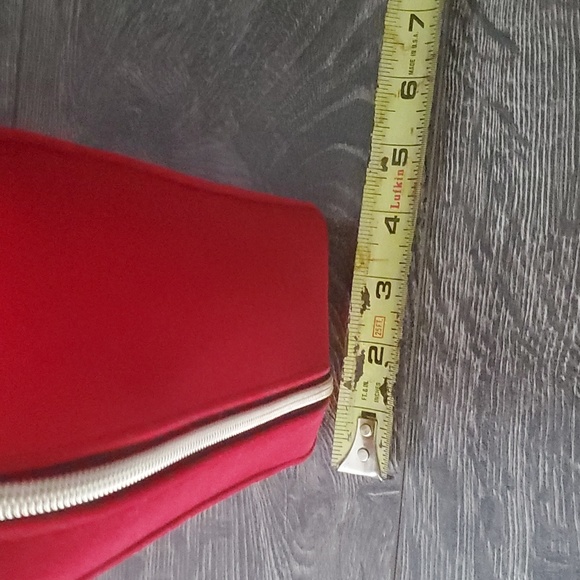 ❤️ Estee Lauder Large Makeup Cosmetic Bag TRAIN CASE Red Velvet Bow - Brand New - Picture 8 of 9